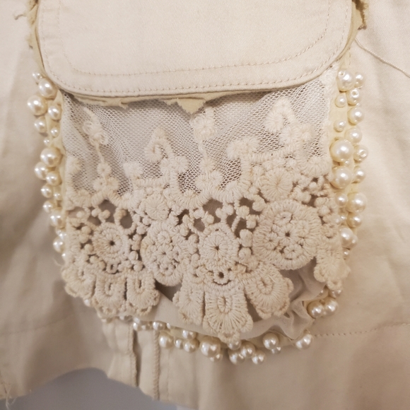 Ivory jacket - Picture 3 of 6